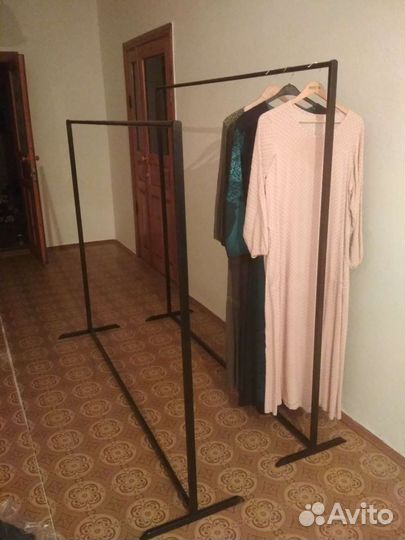 Вешалка напольная