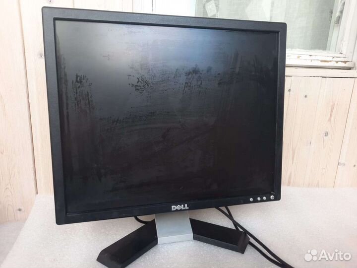 Монитор Dell
