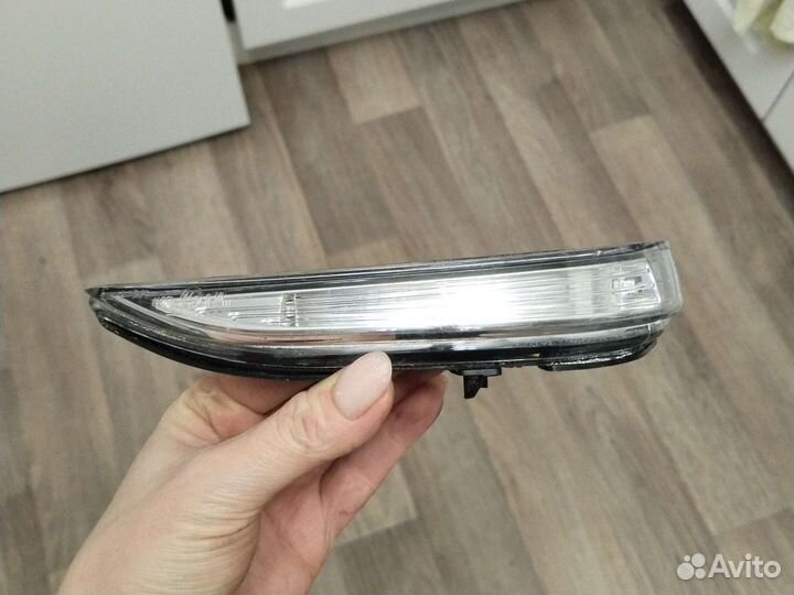 Указатель поворота правый LADA Vesta 1 2015