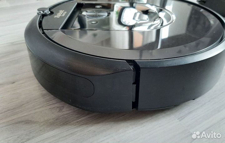 Робот Irobot roomba i7 plus с базой самоочистки