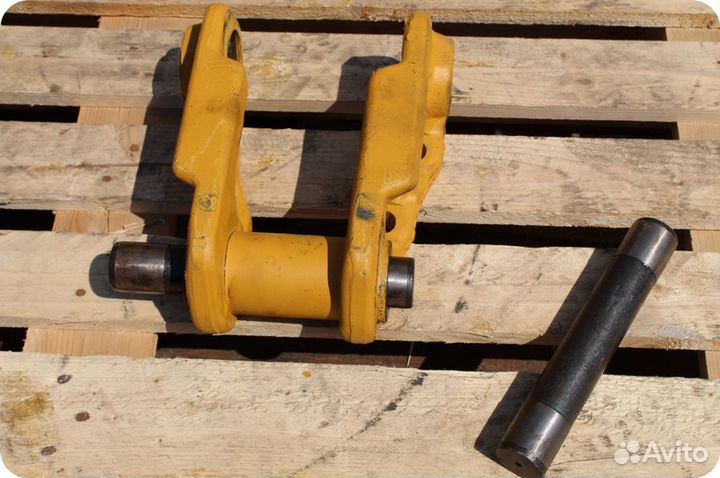 Палец гусеничной цепи замыкающий D65EX-16 14X-32-1