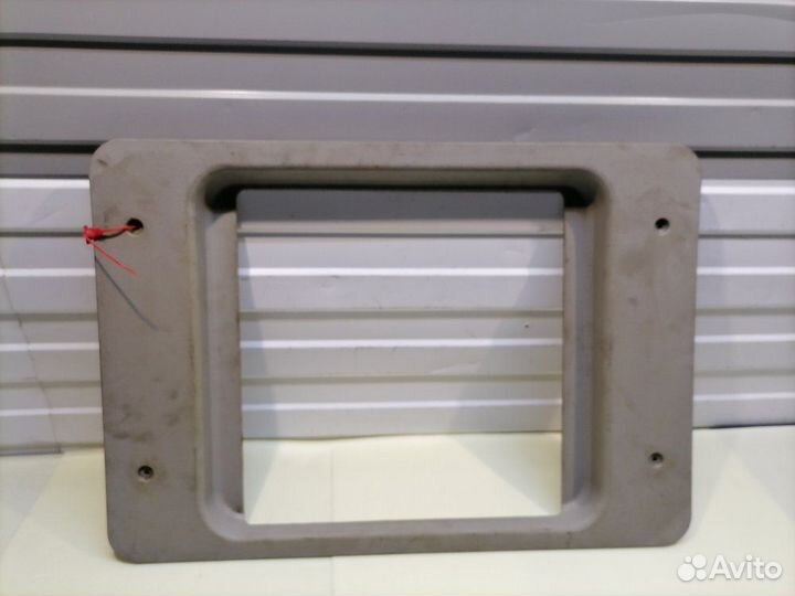 Накладка люка кабины Renault Premium