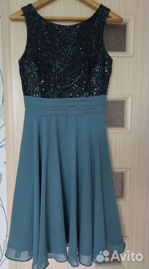 Нарядное платье 42 р