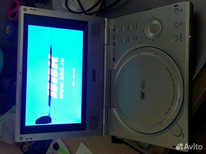Портативный видеопроигрыватель BBK dl370ti
