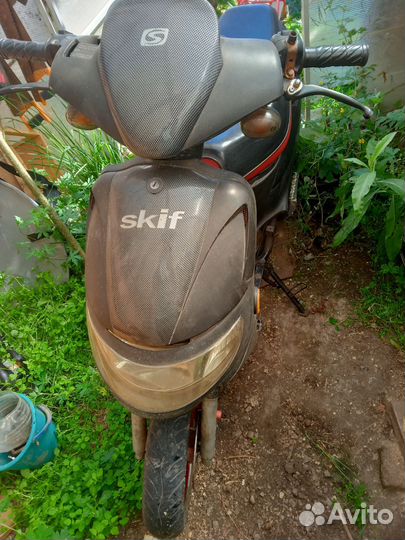 Скутер stels skif 50