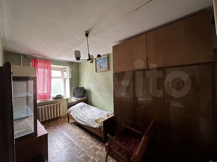 3-к. квартира, 60 м², 2/5 эт.