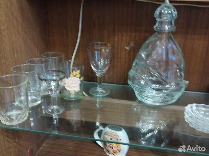 Хрусталь, кружки и т.д