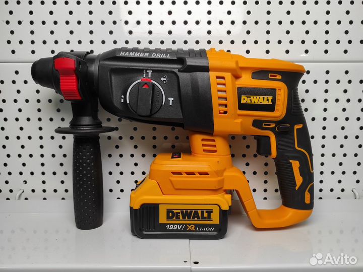 Набор инструментов DeWalt 4в1 (безщеточный)