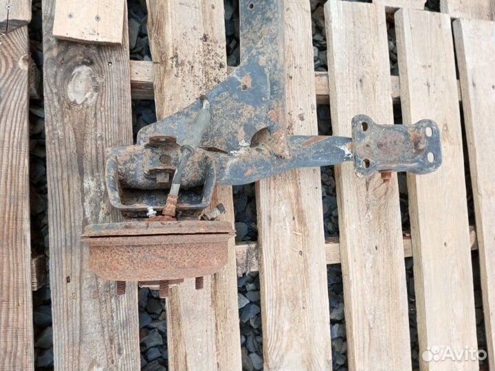 Балка задняя Ford Escort седан CVH 1997