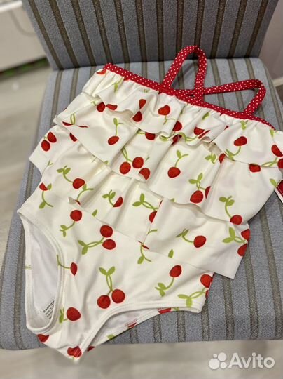 Купальник новый с бирками 4 года