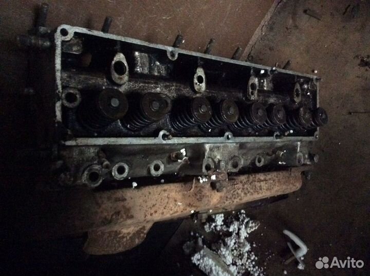 Головка блока двигателя зил-Урал продаю