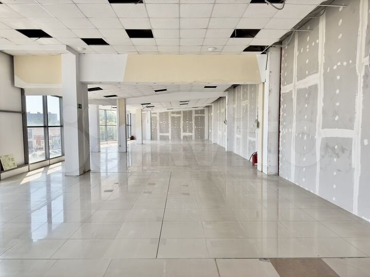 Торговая площадь, 200 м²