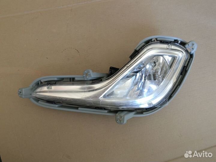 Фара противотуманная левая hyundai 922011R010