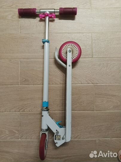 Самокат для девочки
