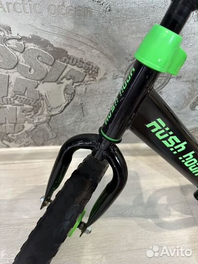 Беговел 12 дюймов