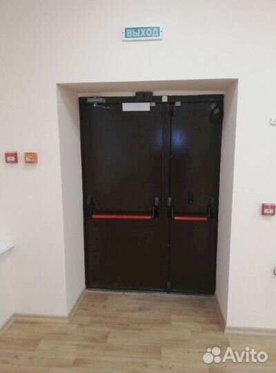 Дверь / дверь межкомнатная