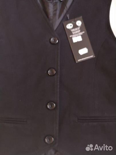 Новый жилет школьный р. 152