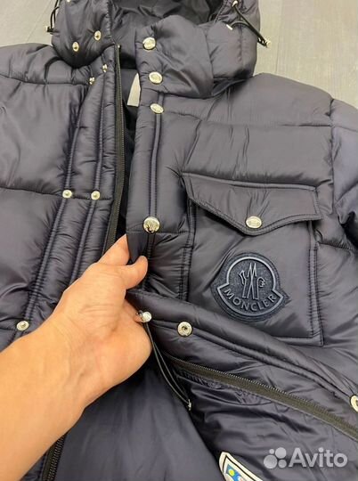 Зимний пуховик Moncler