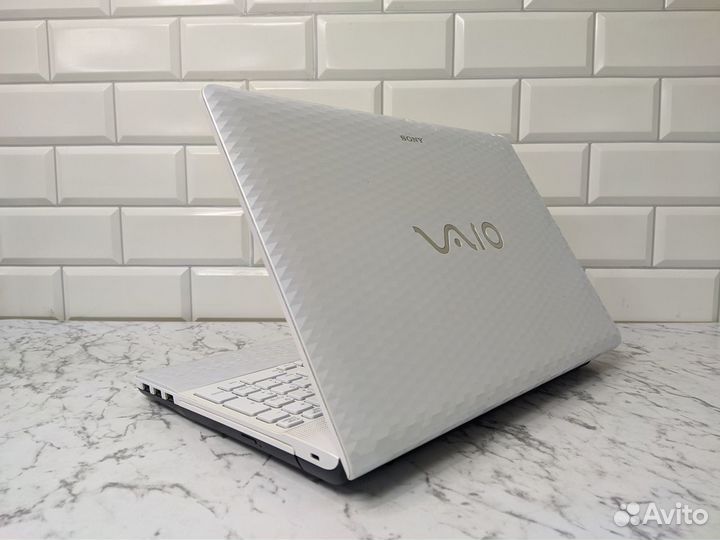 Ноутбук Sony Vaio
