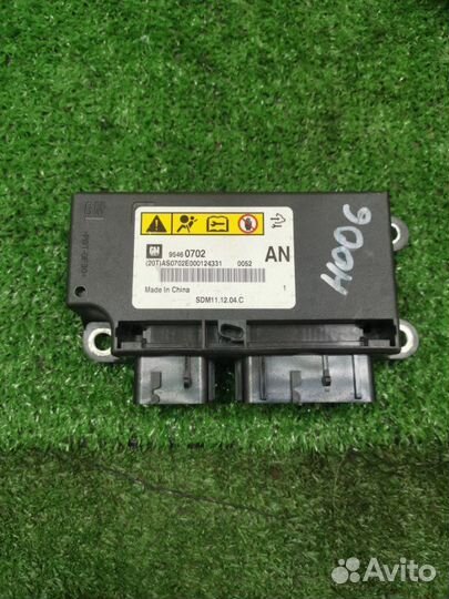 Блок управления SRS Chevrolet Captiva C 140 2.2