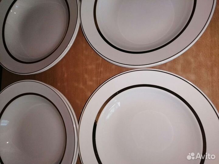Винтаж большие суповые тарелки 