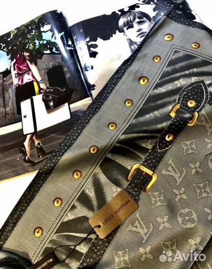 Платок шаль шарф Louis Vuitton Джинсовая симфония