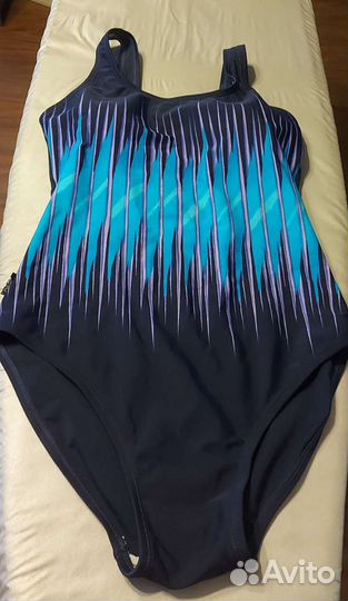 Купальник женский слитный 42 44