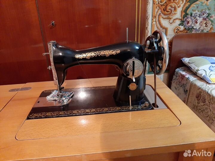 Швейная машинка ножная подольск