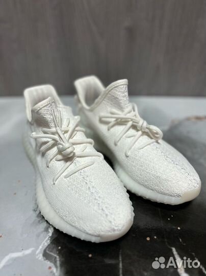 Кроссовки Adidas Yeezy Boost 350 White белые сетка