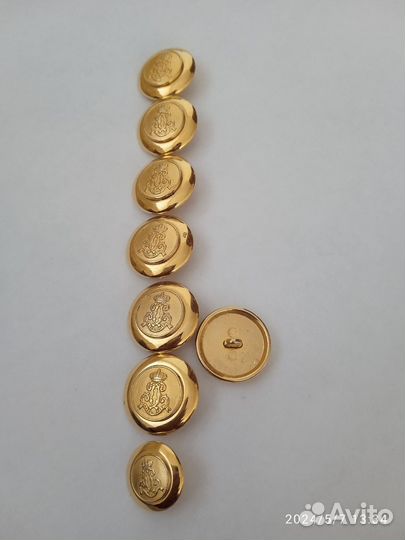 Пуговицы металлические на ножке