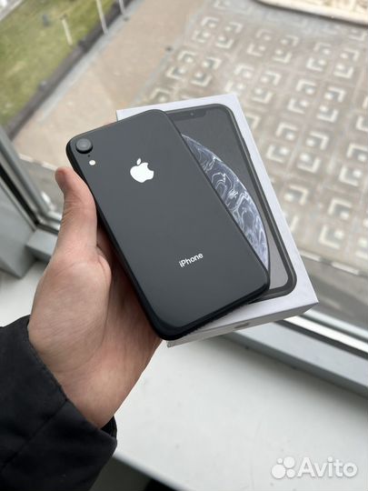 iPhone Xr, 64 ГБ