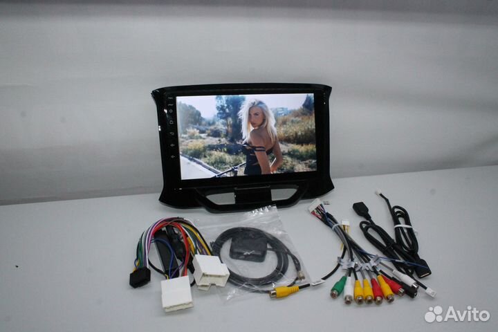 Штатная магнитола LADA X-ray