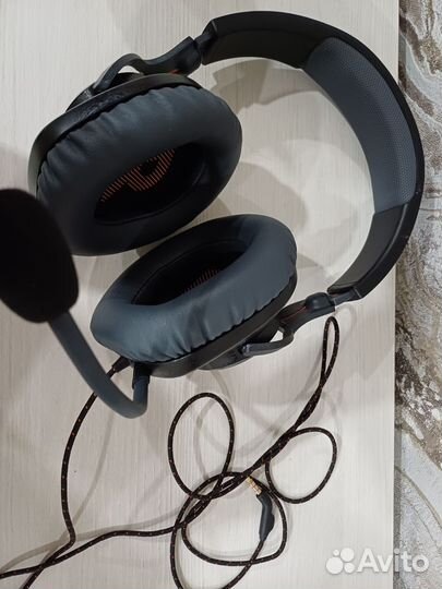 Проводные наушники jbl