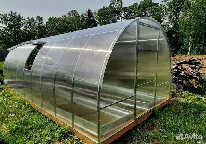 Теплица из поликарбоната