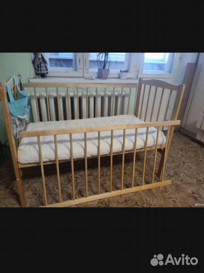 Детская кроватка