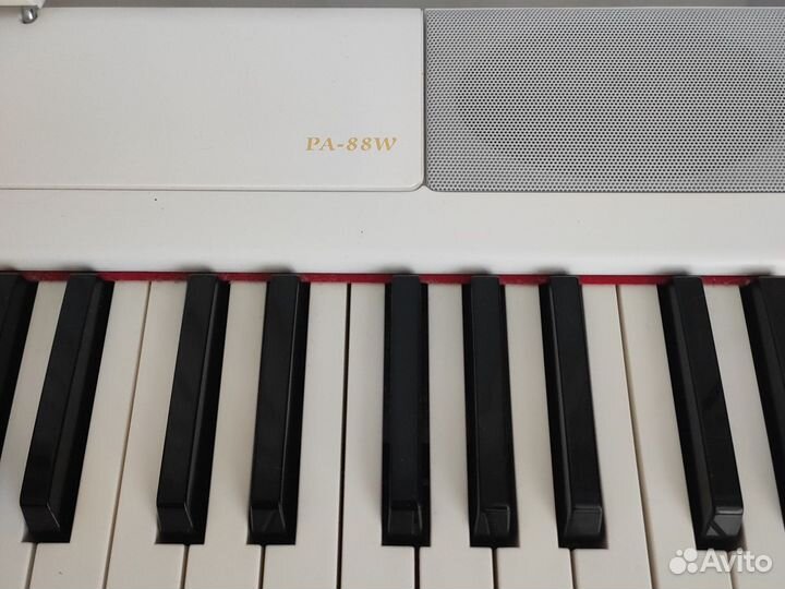 Электронное пианино Artesia PA-88W