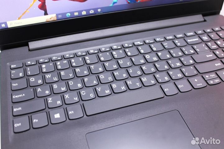 Ноутбук Lenovo V15 / 15.6 Full HD / SSD
