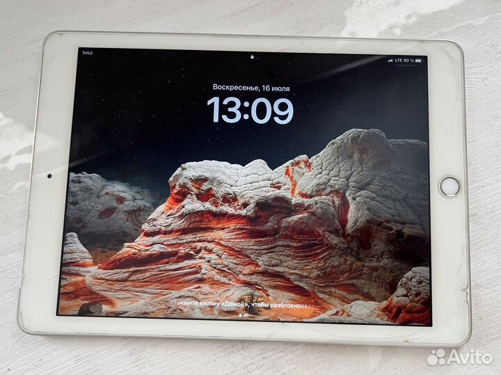 iPad (6го поколения)