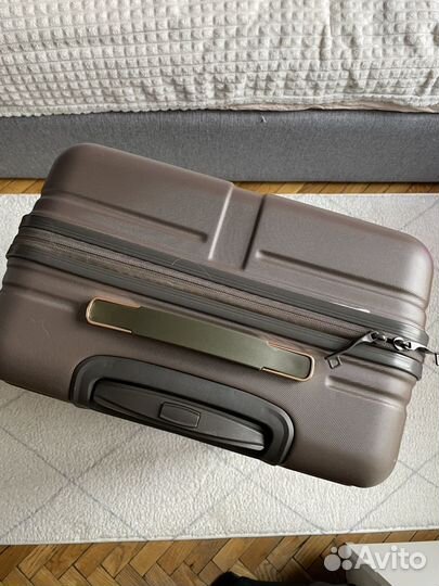 Чемодан besico