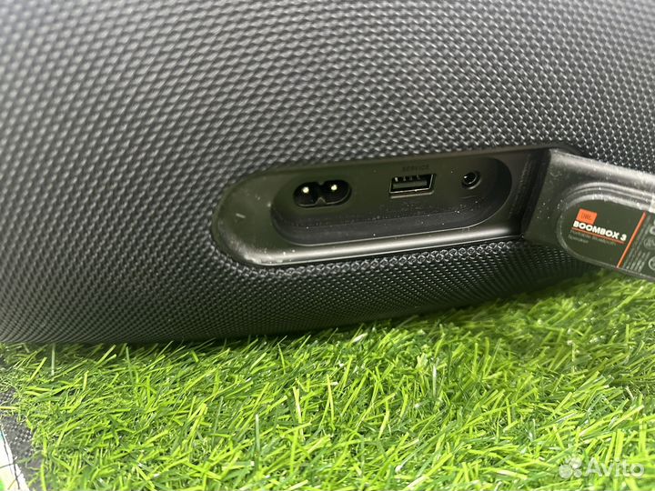 Портативная колонка JBL Boombox 3