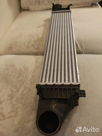 Радиатор Mercedes A2215001000 - новый оригинал