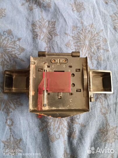 Негативодержатель