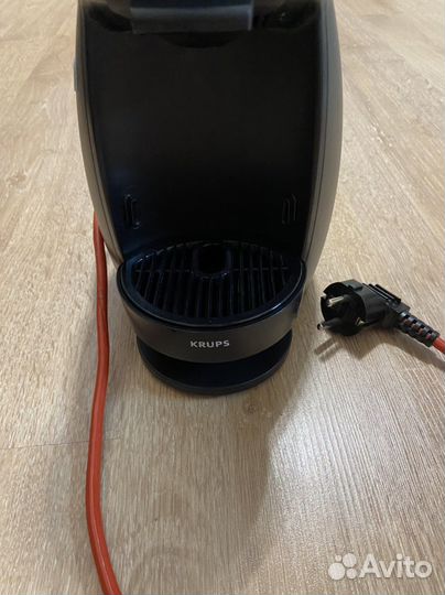 Кофемашина nescafe dolce gusto бу