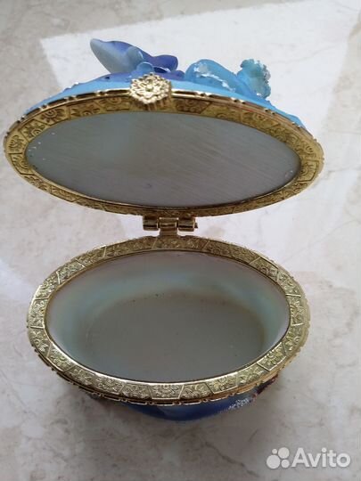 Шкатулка для мелких украшений