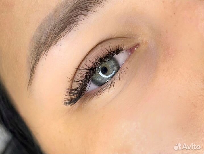 Наращивание ресниц,оформление бровей