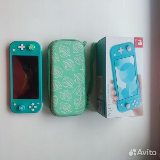Nintendo switch lite + чехол + игры