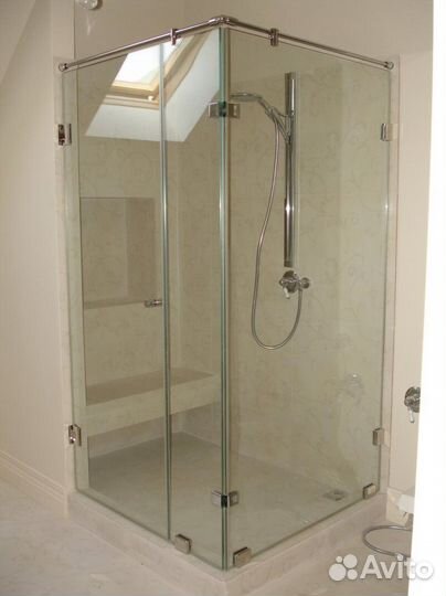 Перегородки из стекла в ванную под ключ