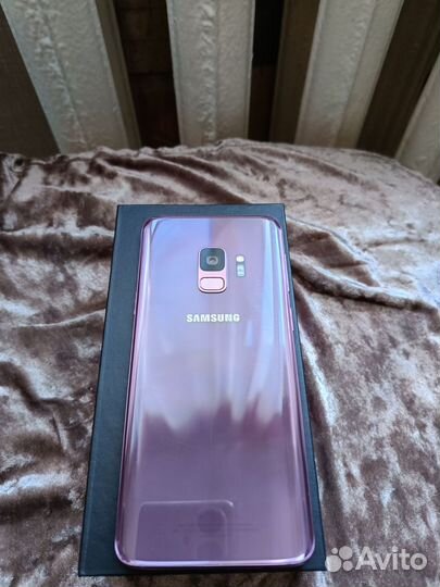 Samsung Galaxy S9 Plus, 4/64 ГБ