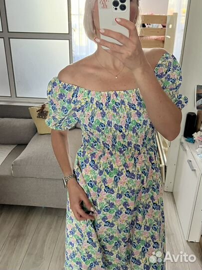 Платье с рукавами на резиночке, размер S-M