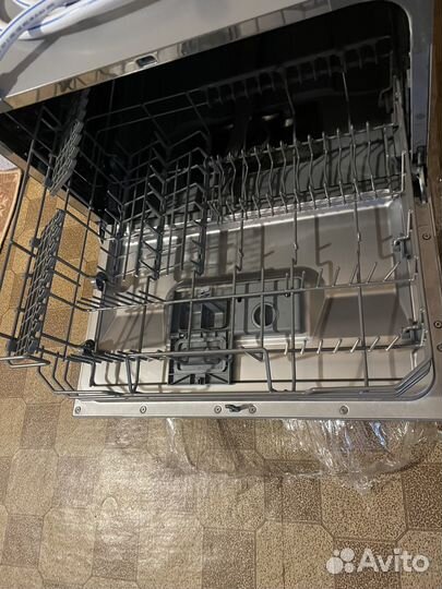 Посудомоечная машина Electrolux